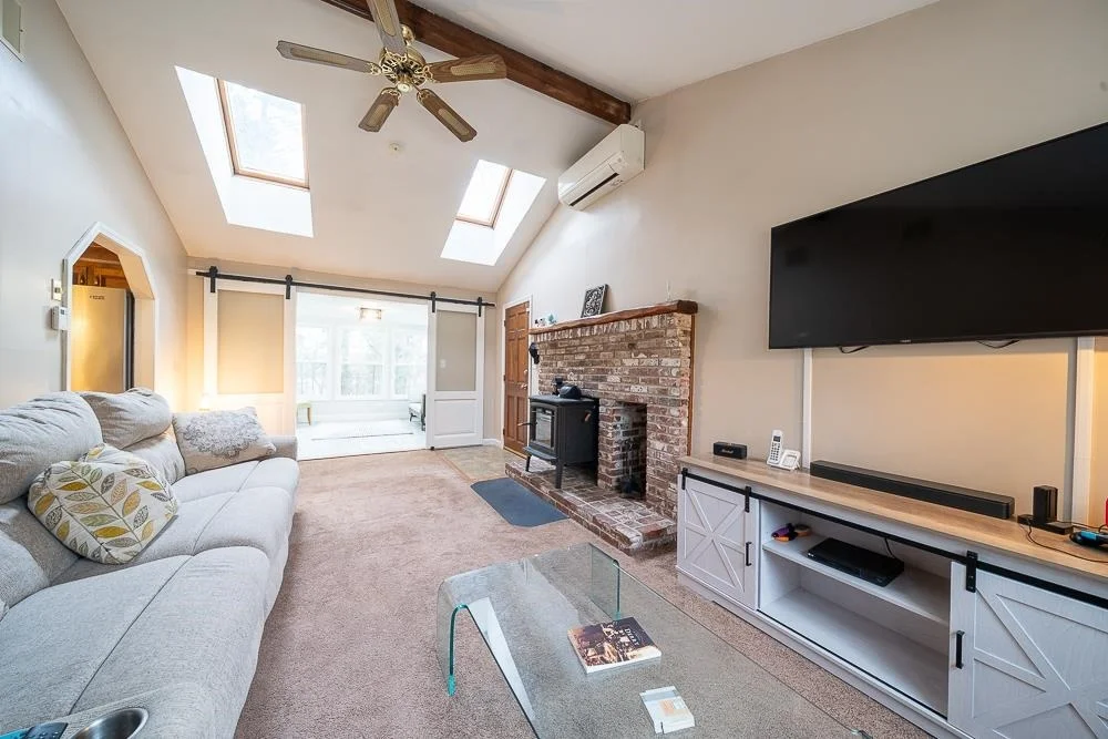 Photo of 6 Hubbard Hill