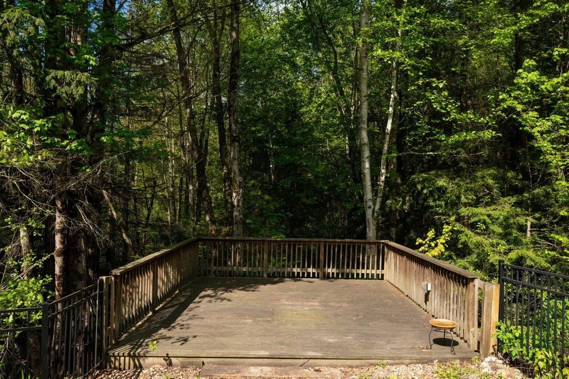 Photo of 192 Streamside