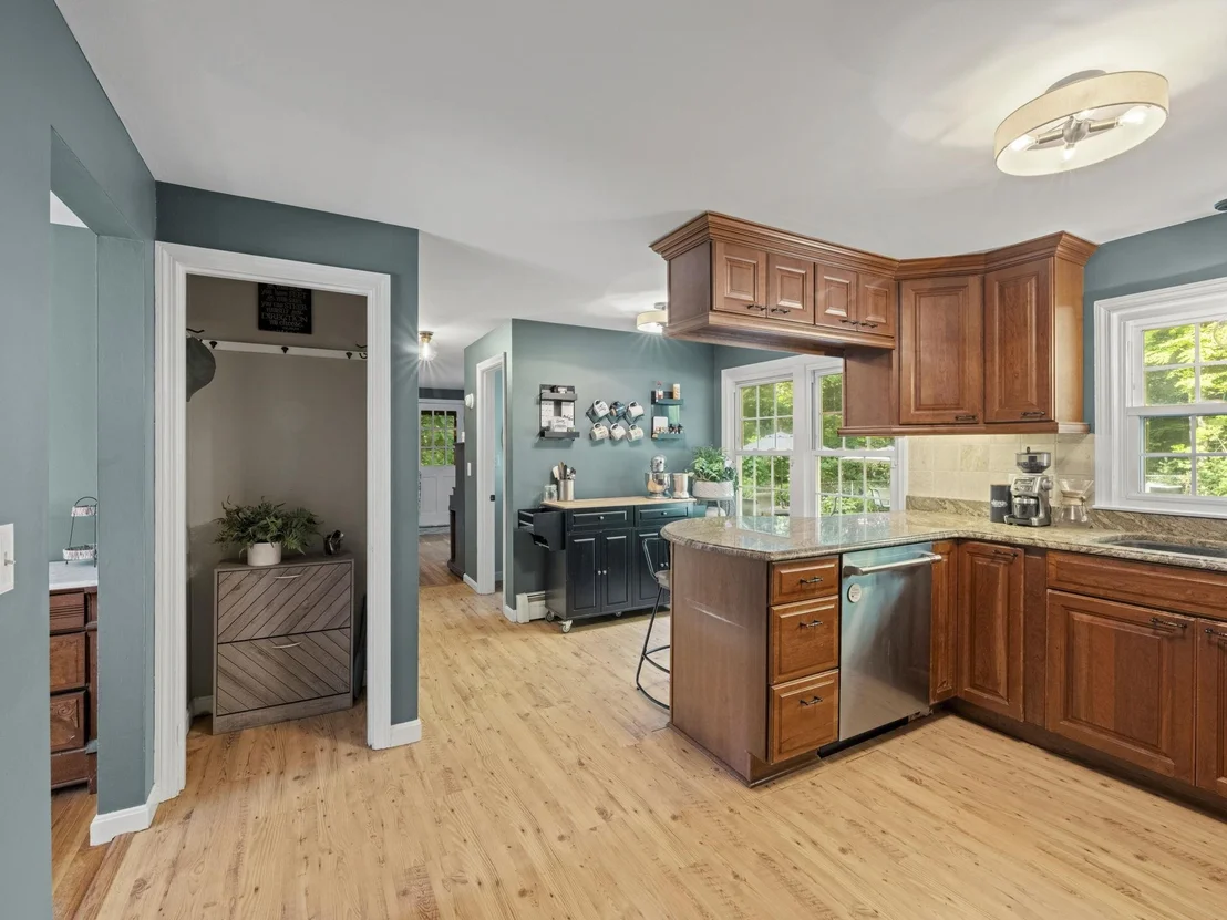 Photo of 16 Juniper