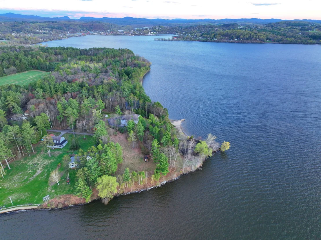 Photo of 1413 Bluff