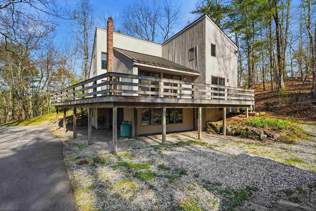 Photo of 88 Meetinghouse