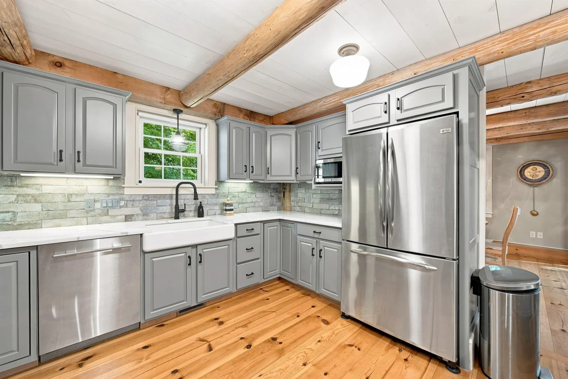 Photo of 369 Stoddard