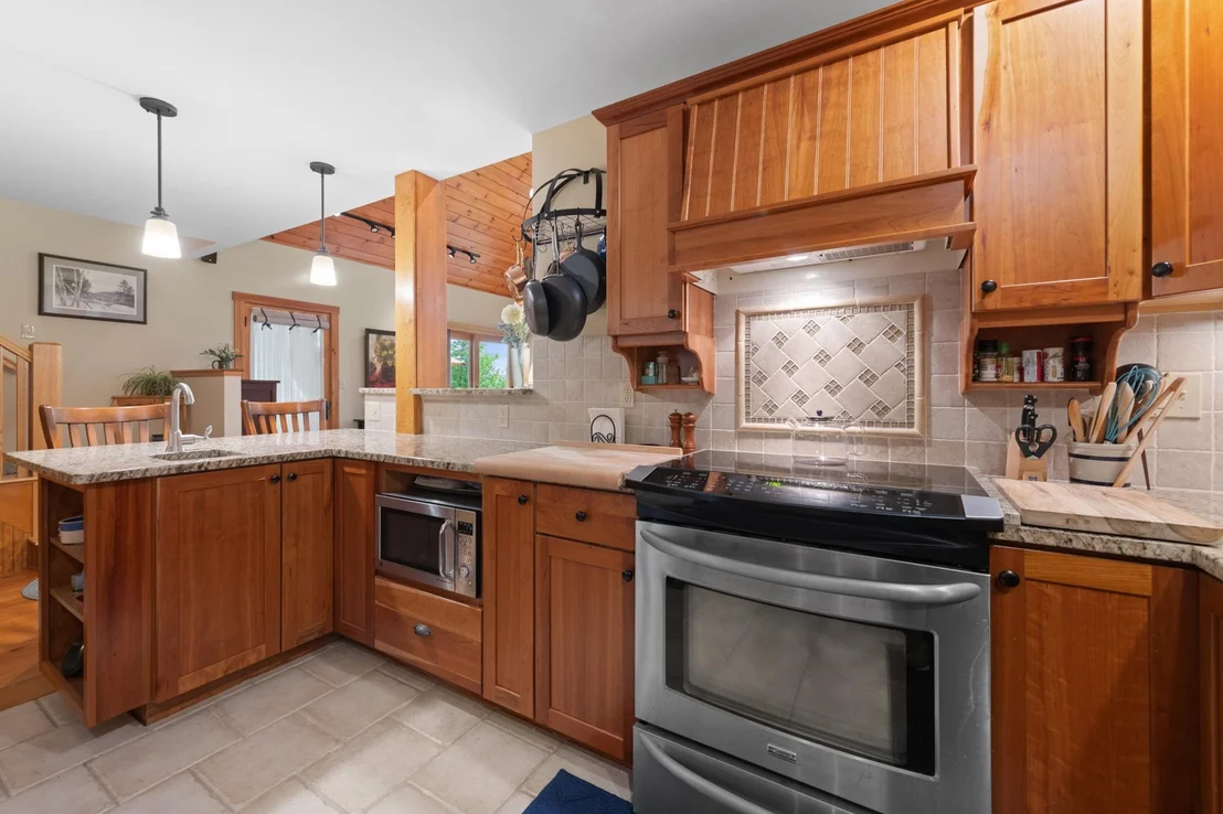 Photo of 33 Arrowhead Point