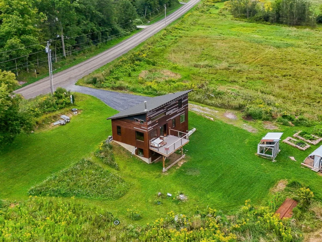 Photo of 2944 Shellhouse Mountain