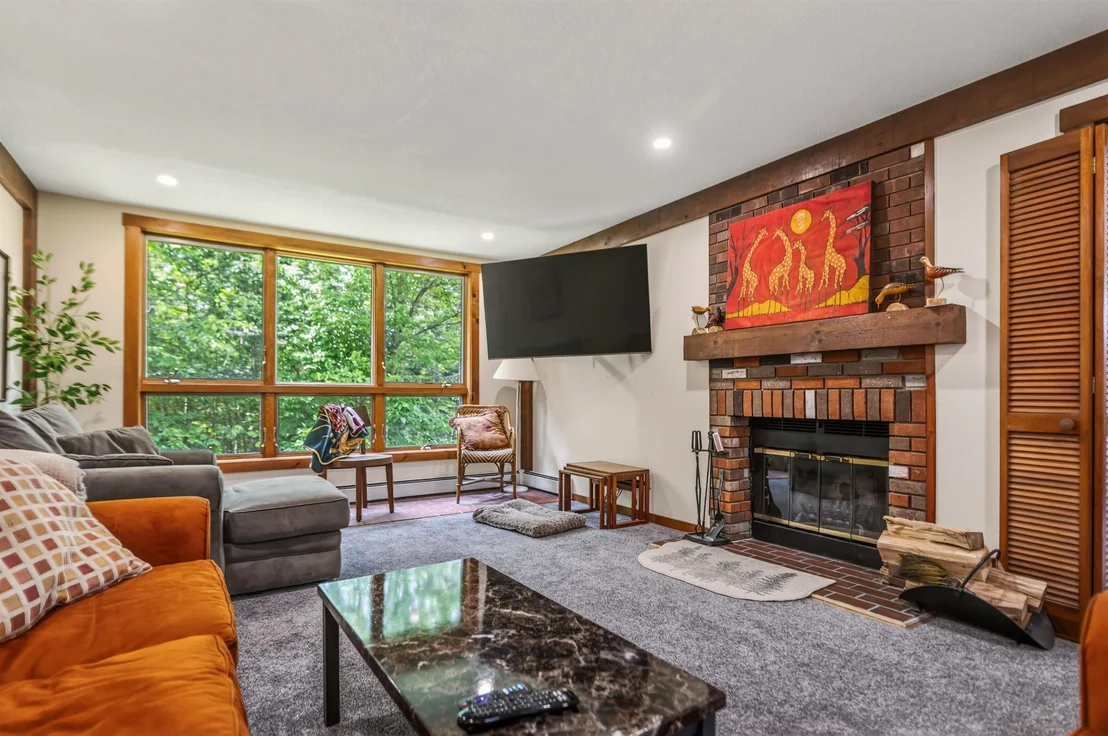 Photo of Unit 38 at 33D White Oaks