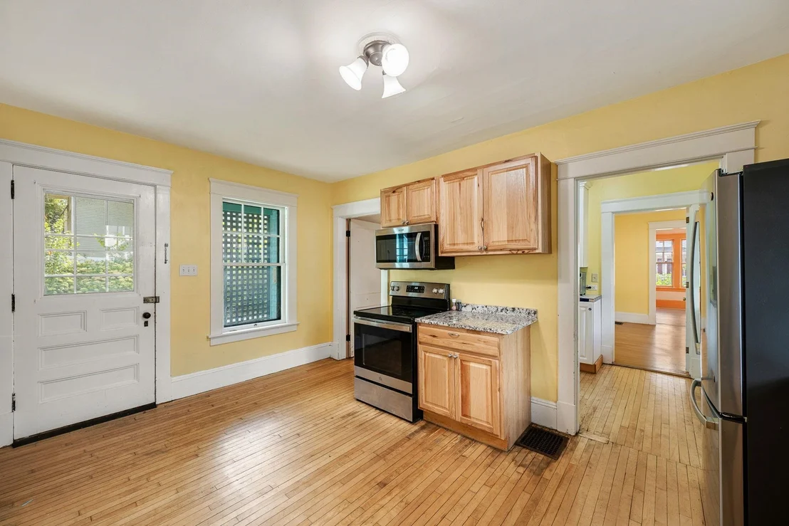 Photo of 173 Central