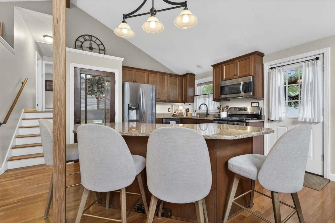 Photo of 130 Colgate