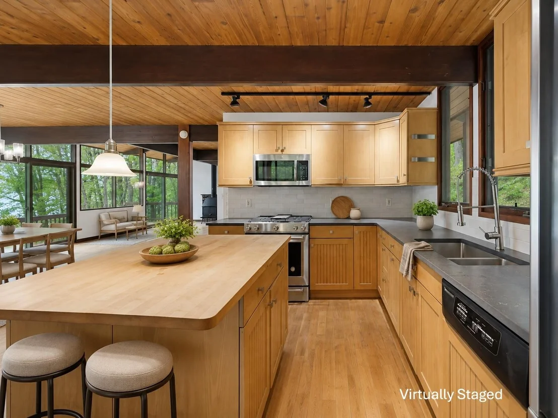 Photo of 18 Treehouse