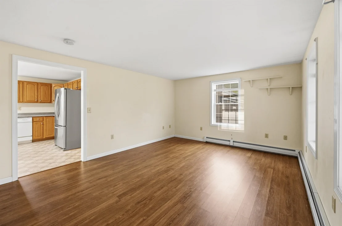 Photo of 27 Clinton