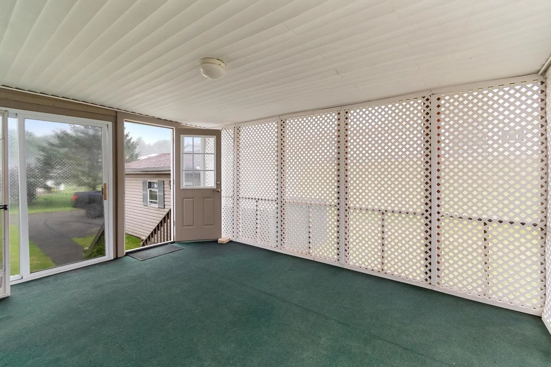 Photo of 611 Meadowbend