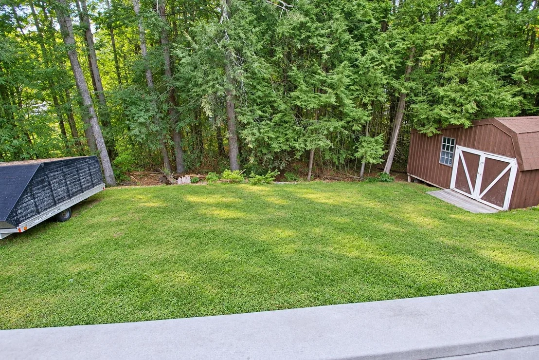 Photo of 12 Roundtree