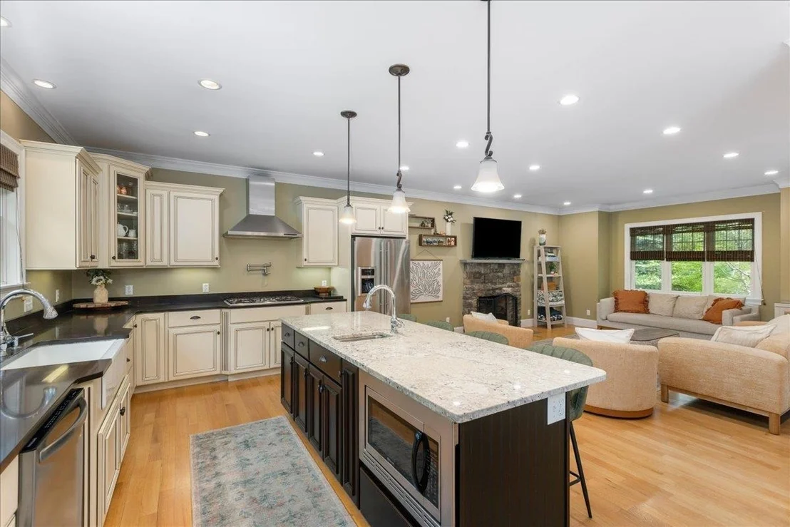 Photo of 137 Garland