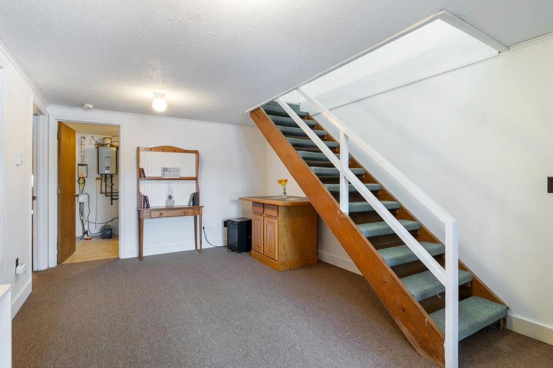 Photo of 276 Varney