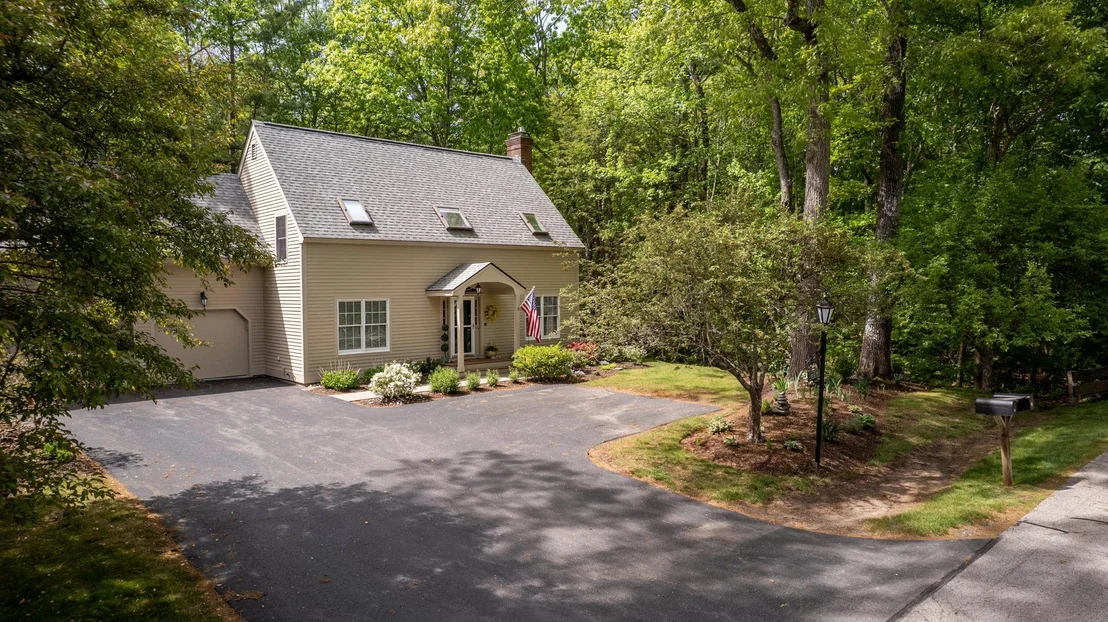 Photo of 59 Stratham Green