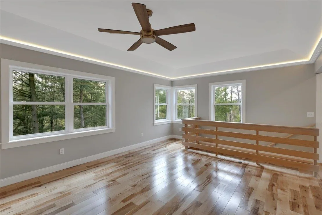 Photo of 49 Hemlock