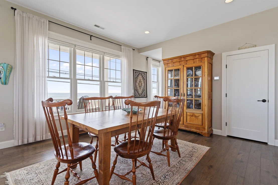 Photo of 553 Ocean