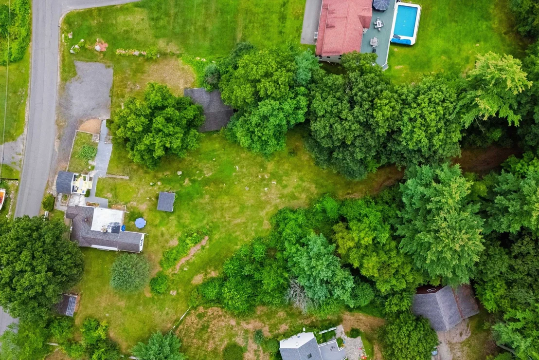 Photo of 33 Beacon Hill
