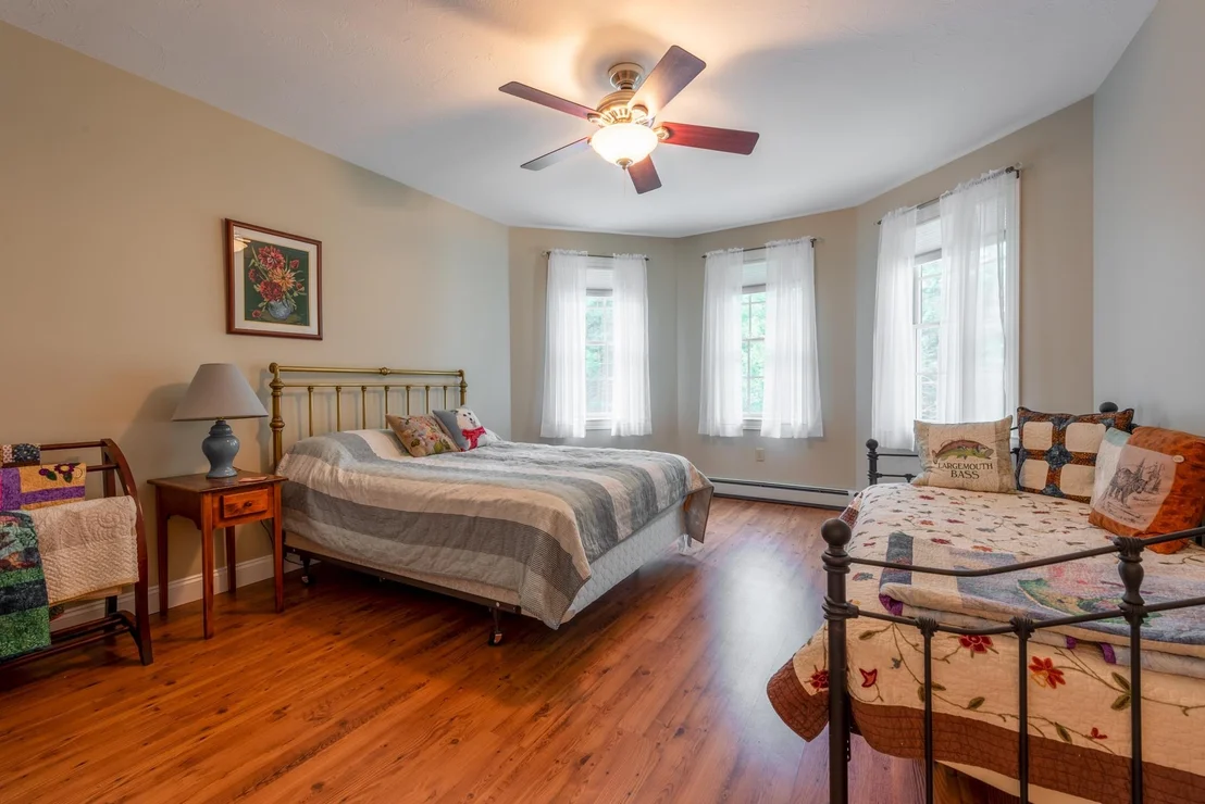 Photo of 12 Keene
