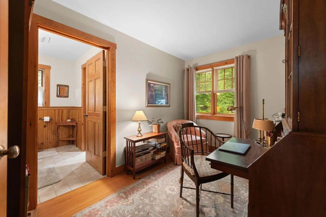 Photo of 33 Arrowhead Point