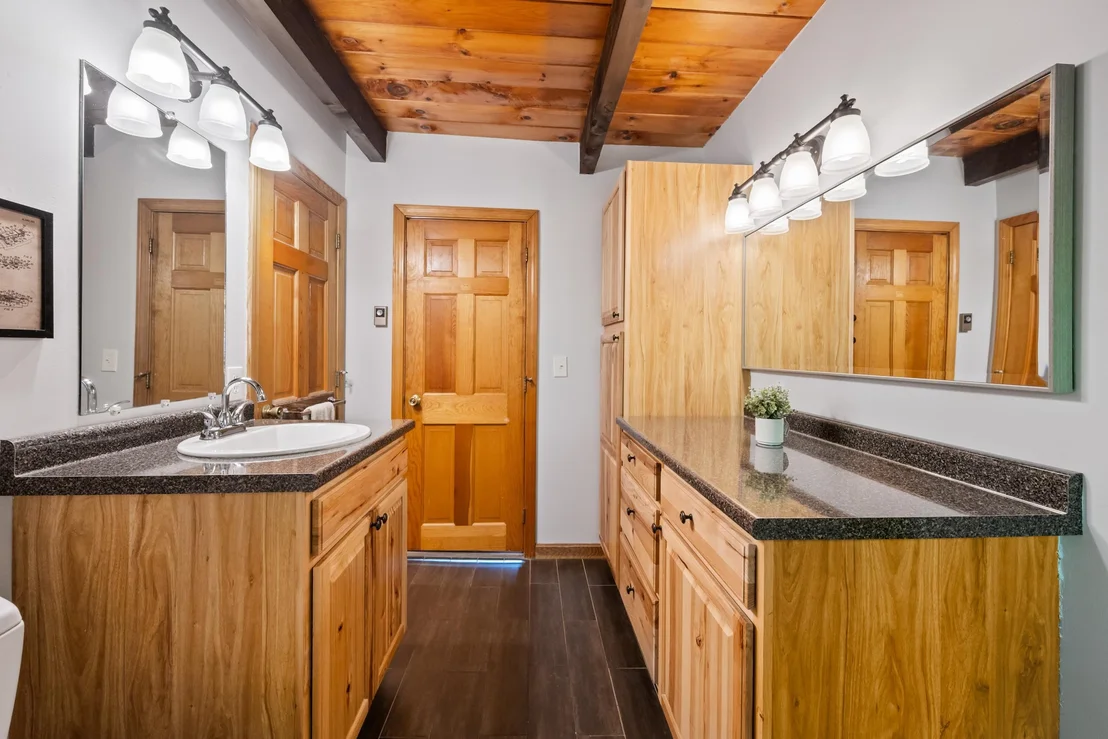 Photo of 275 Glen Ledge