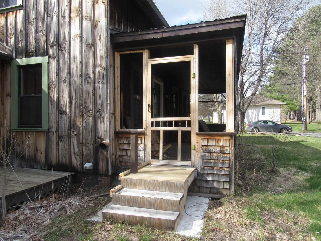 Photo of 701 Bluff