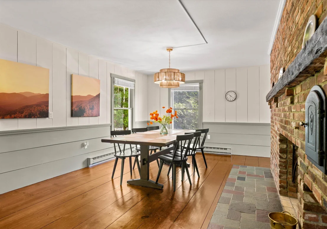 Photo of 470 Maple
