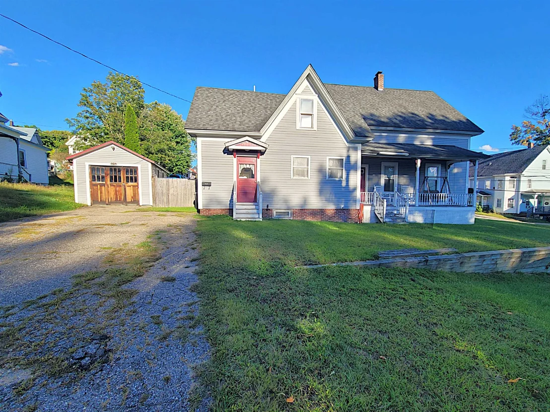 Photo of 622 Central