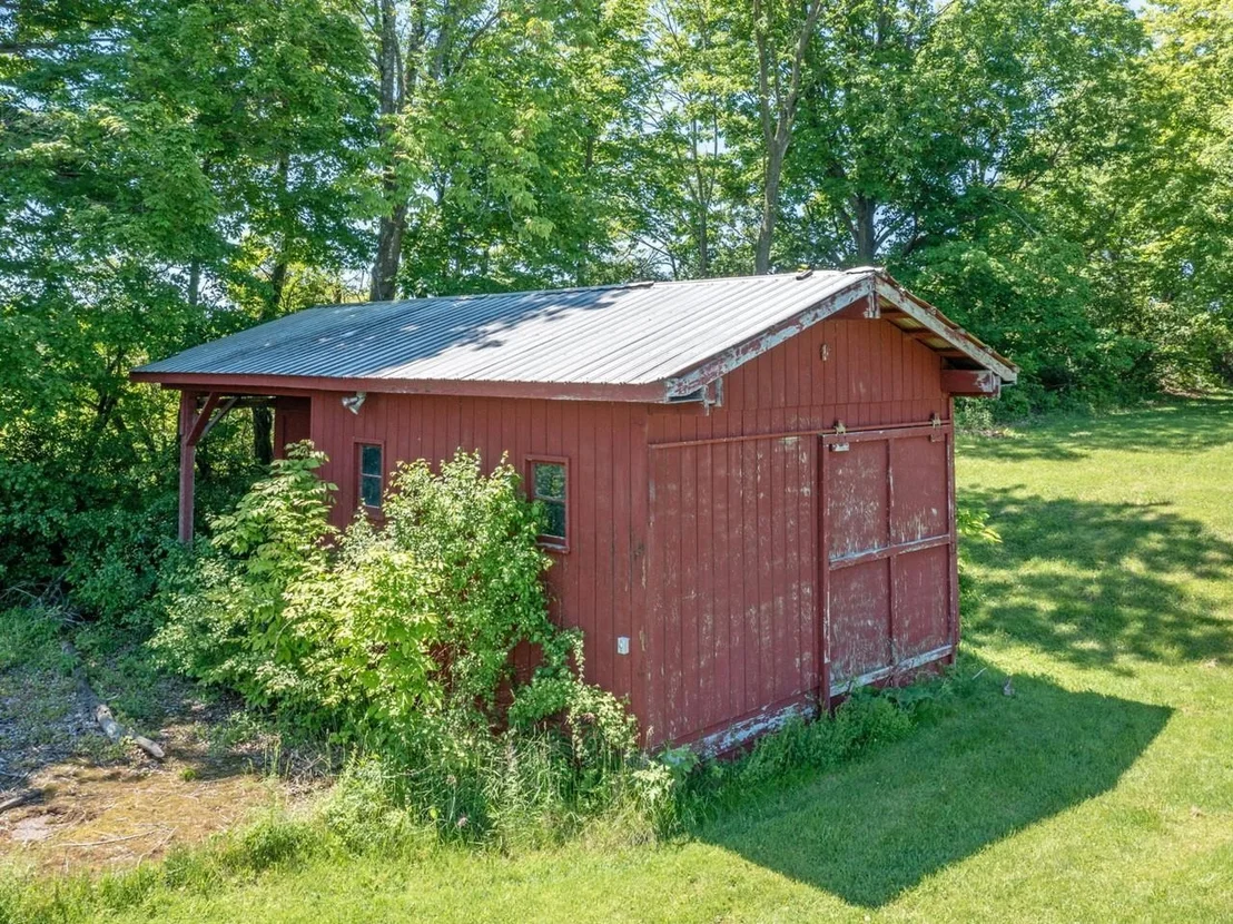 Photo of 94 Butternut