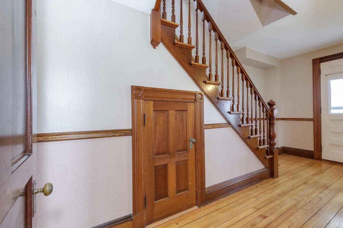Photo of 8 Princeton