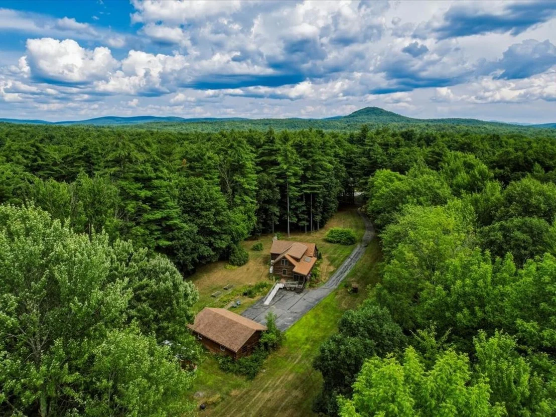 Photo of 709 West Milton