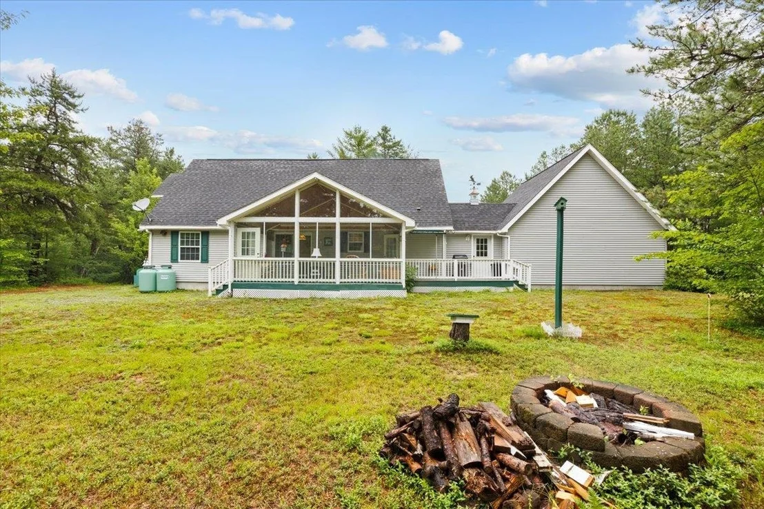 Photo of 548 Silver Pine