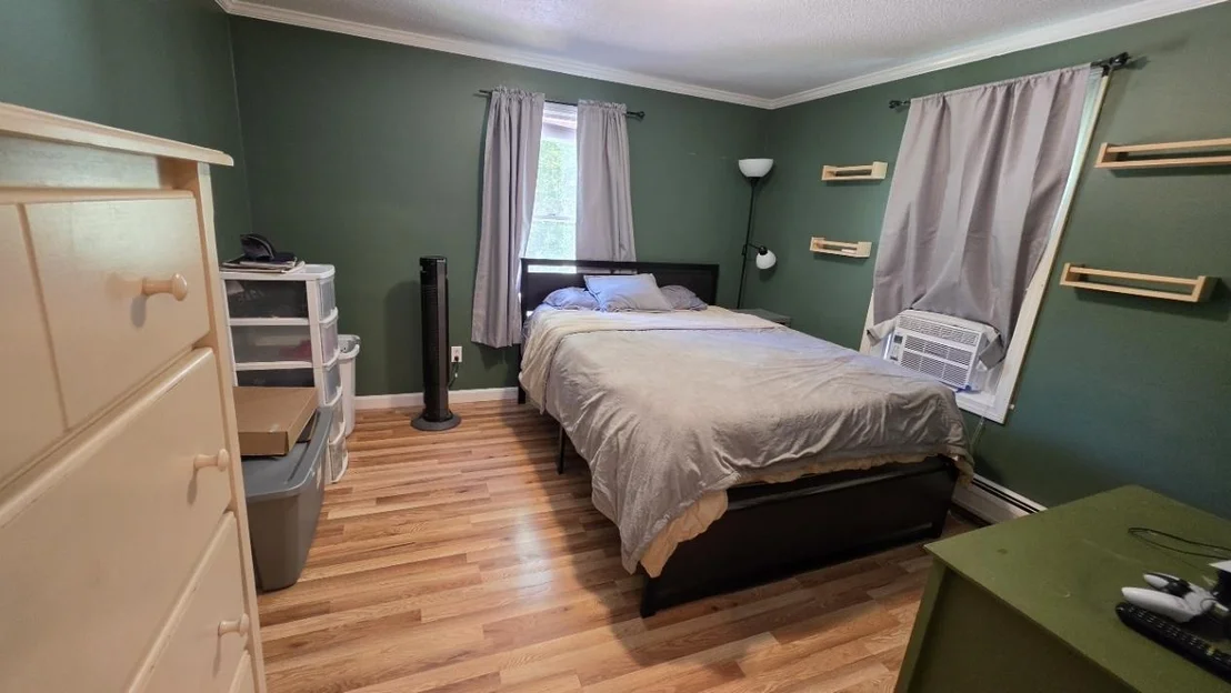 Photo of 2 Greenleaf