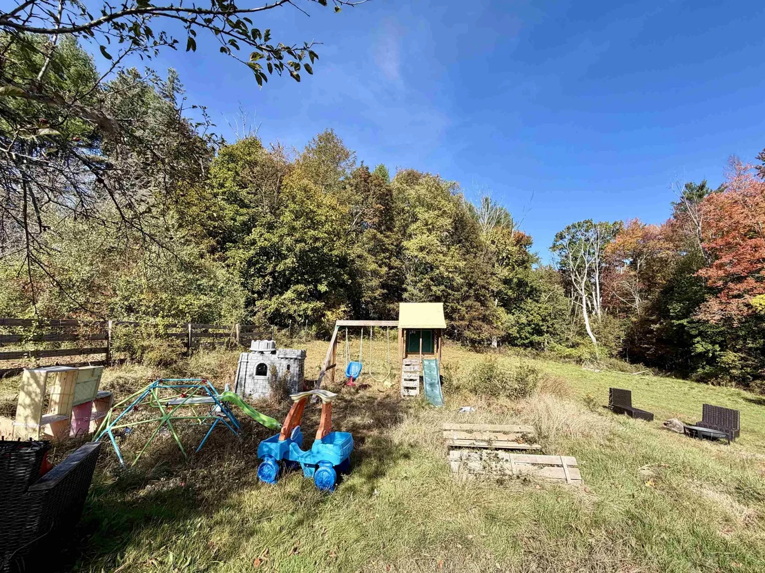 Photo of 75 Concord Hill