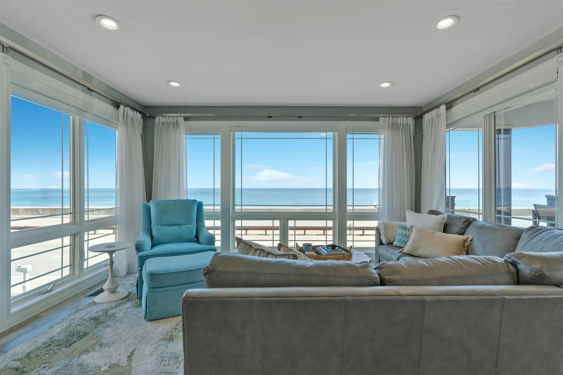 Photo of 741 Ocean