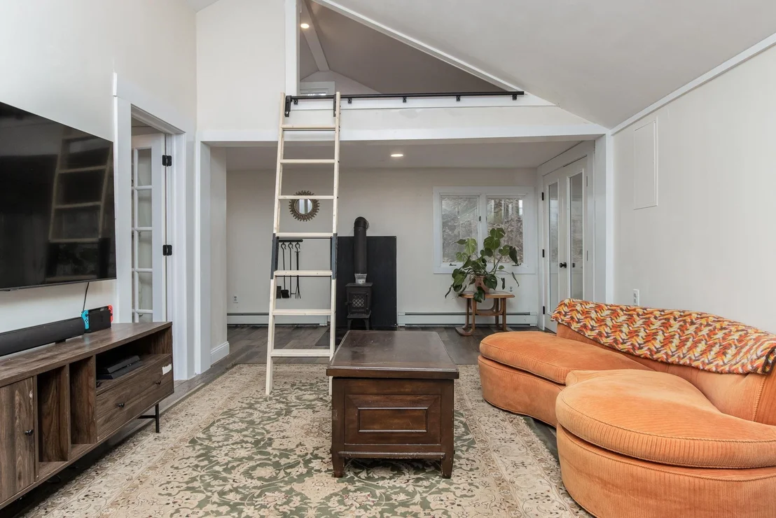 Photo of 21 Hemlock Heights