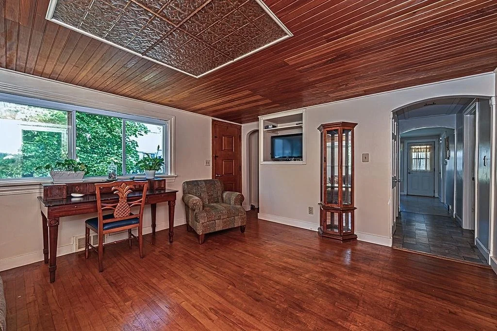 Photo of 18 Pershing