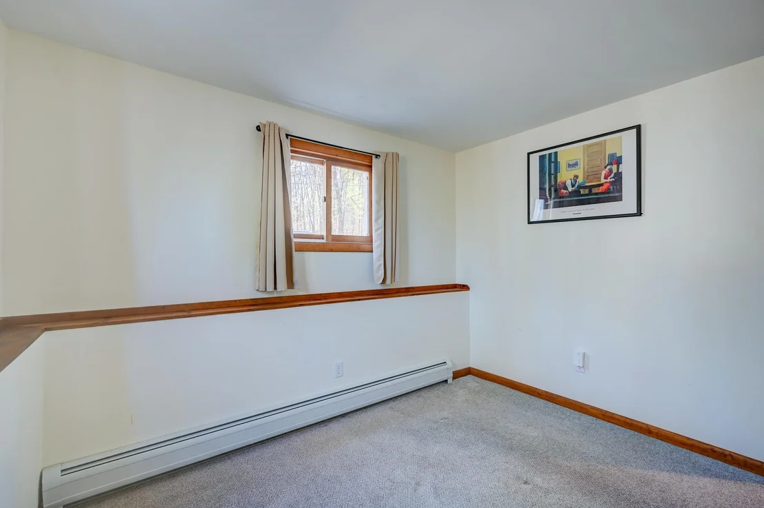Photo of 27 Upper Lake View