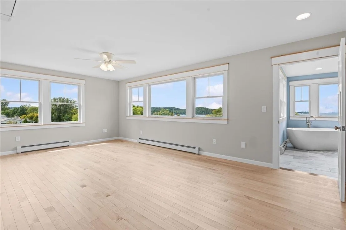 Photo of 65 Point View