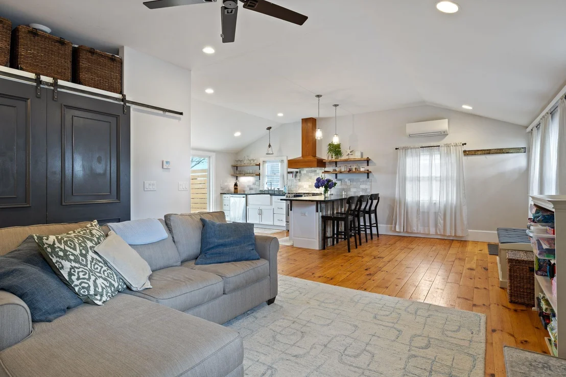Photo of 24 Walnut