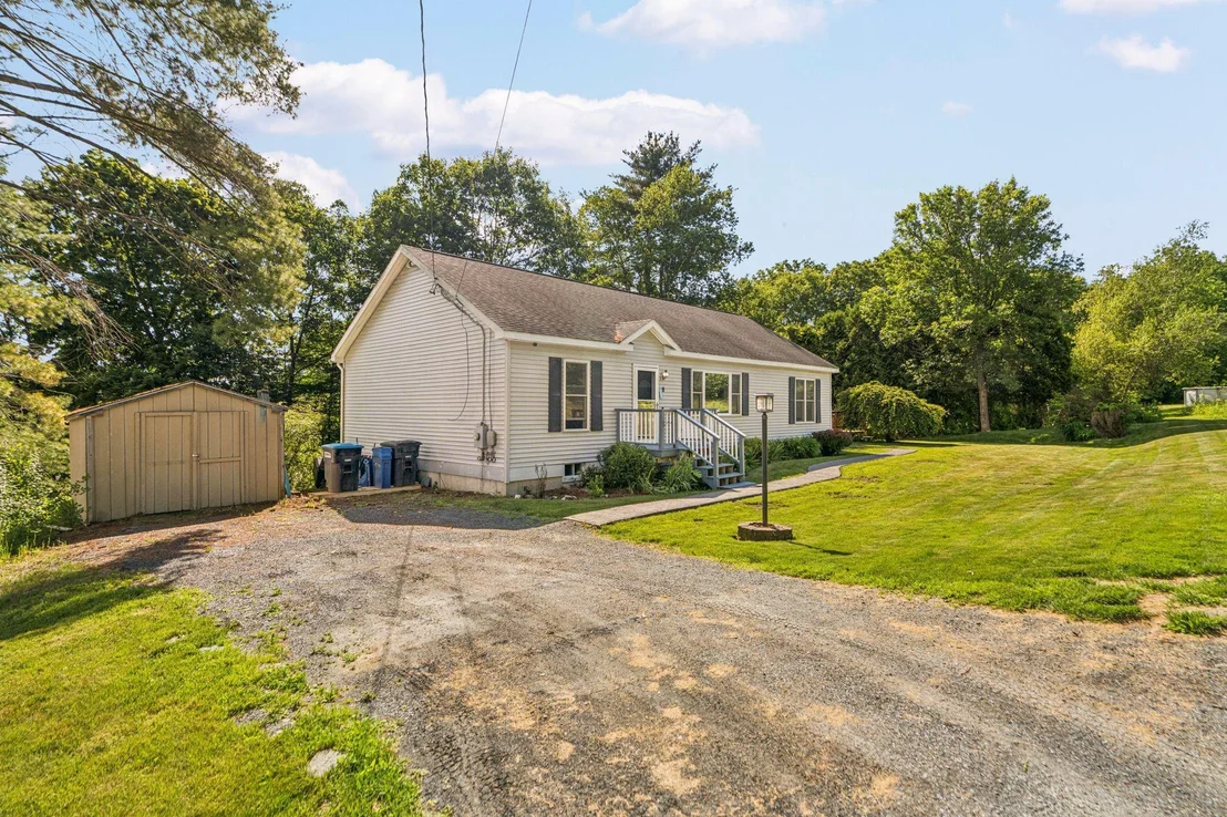 Photo of 104 Holt