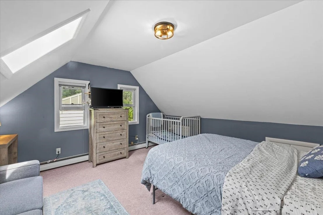 Photo of 6 Edgewood