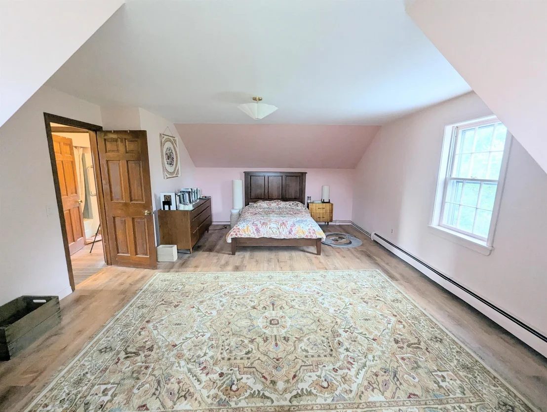 Photo of 3954 West Barnet
