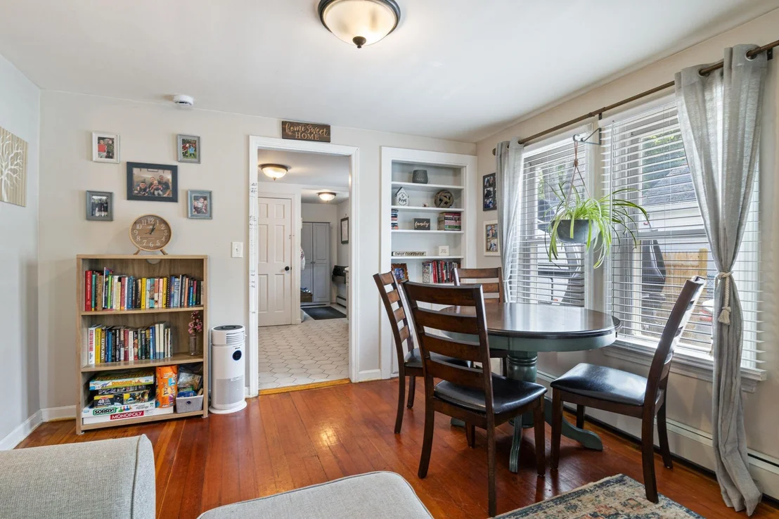 Photo of 30 Whittier