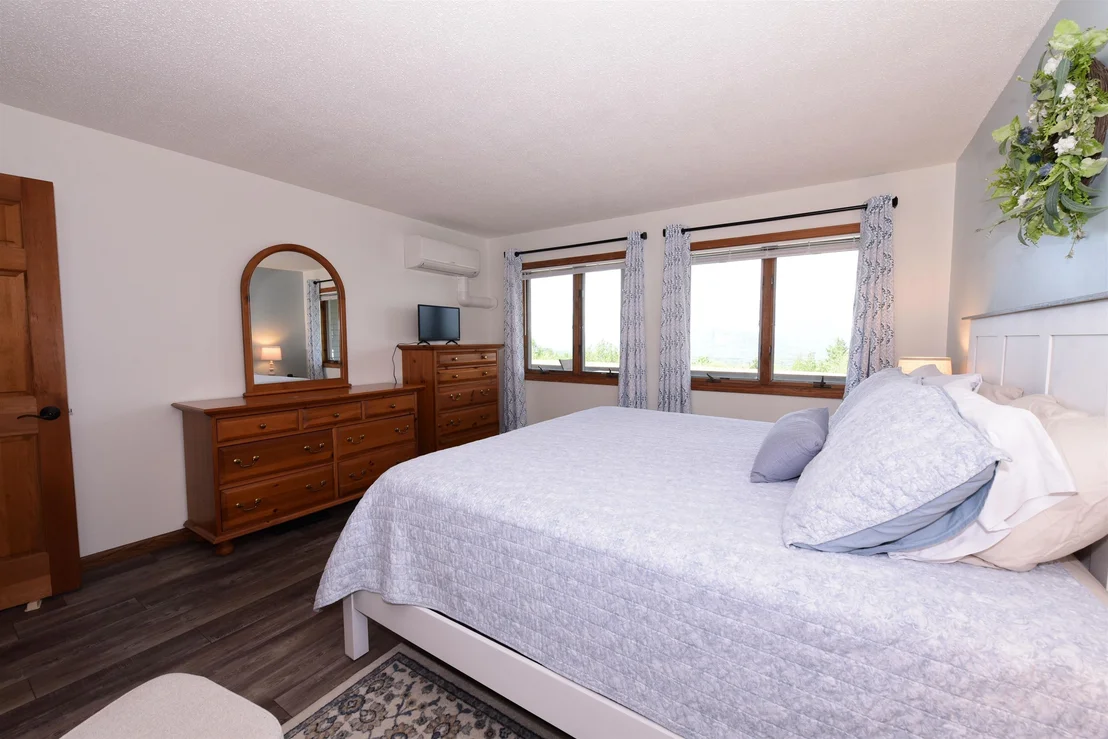 Photo of Unit J82 at J82 Eagle Ridge Condo