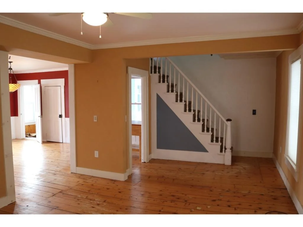 Photo of 4900 Lake