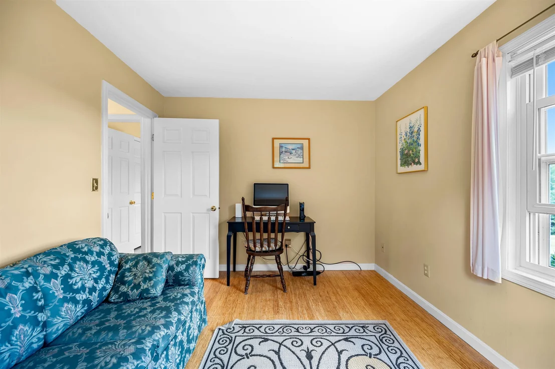Photo of 2323 Snowbridge