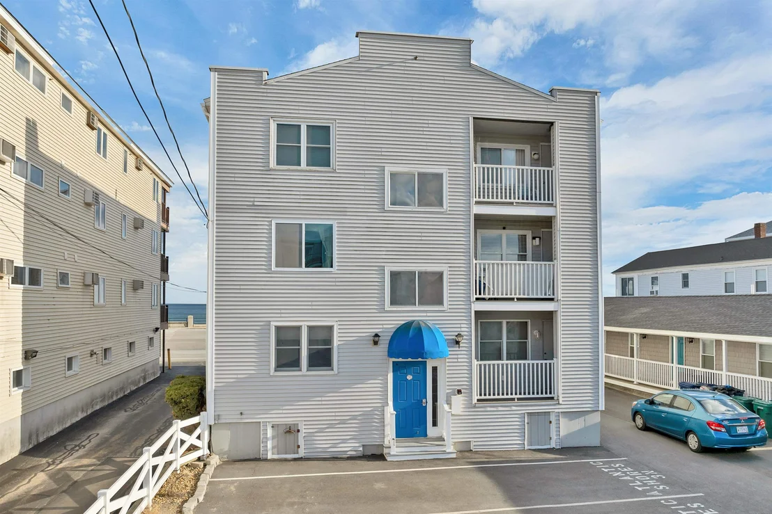 Photo of Unit N1 at 421 Ocean