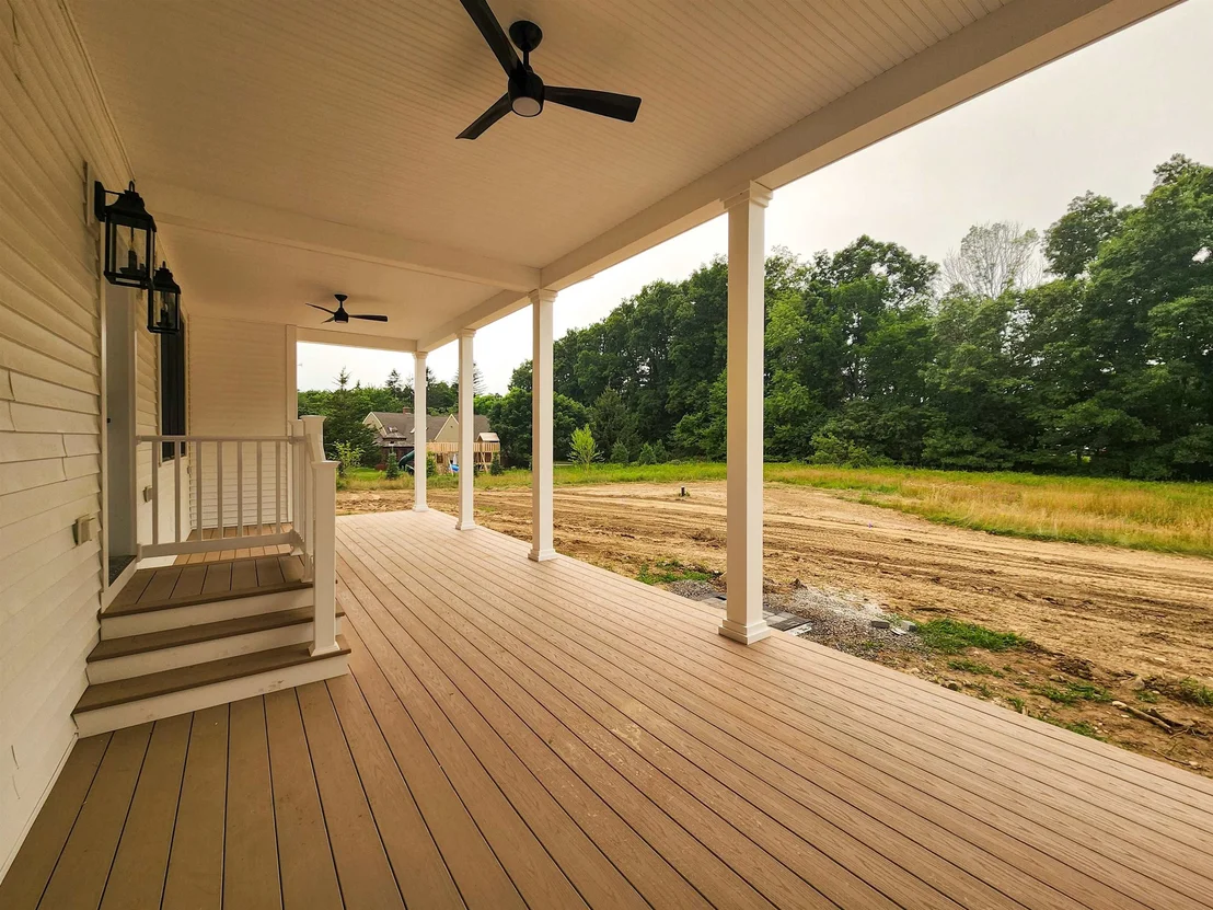 Photo of 9 Tilton