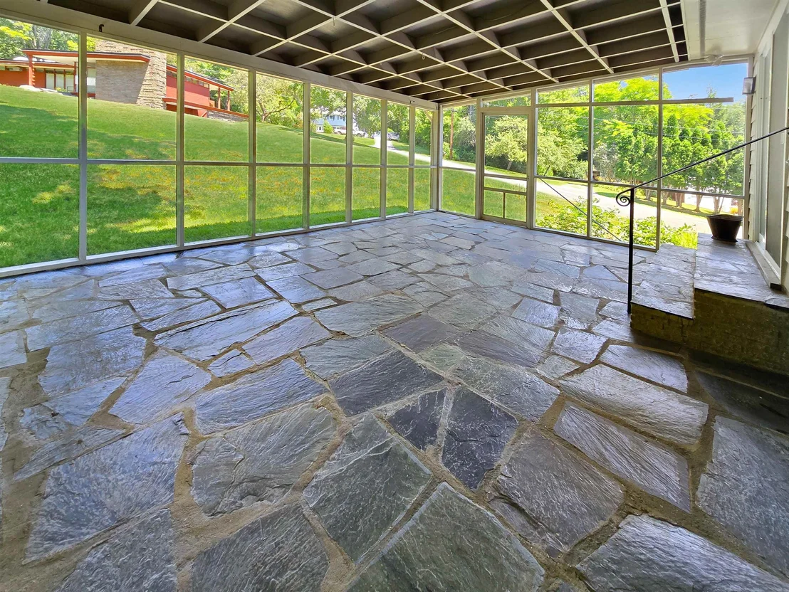 Photo of 6 Juniper Hill