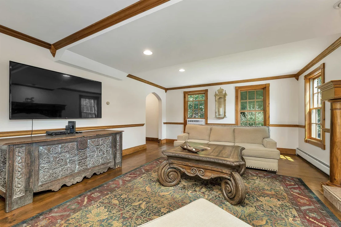 Photo of 661 Deer Meadow